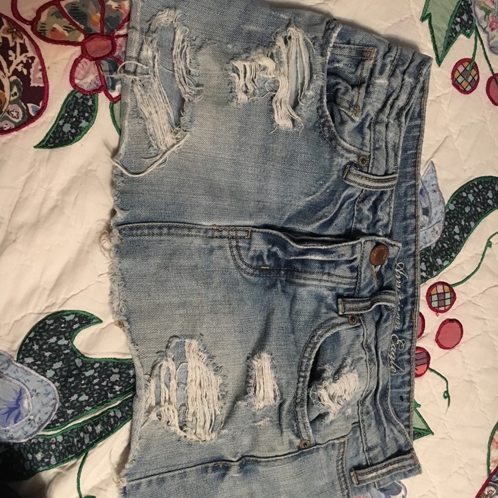 Distressed American Eagle jean skirt
